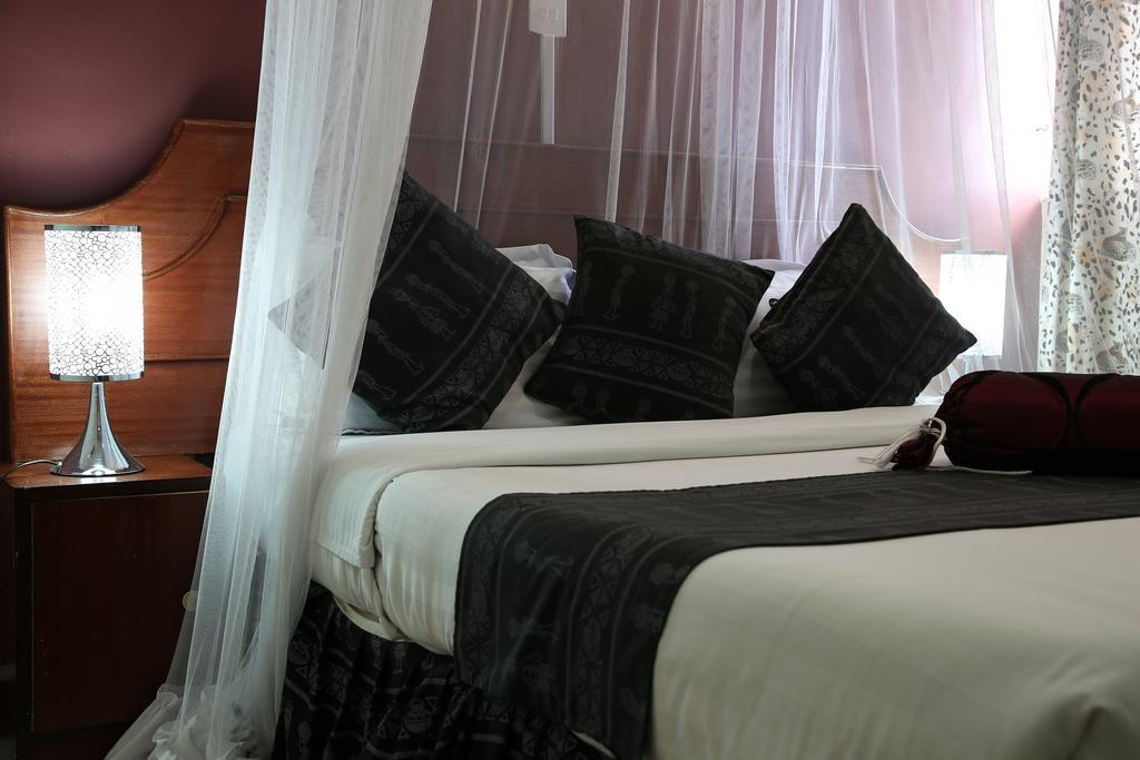 Chester Hotel Накуру Екстер'єр фото