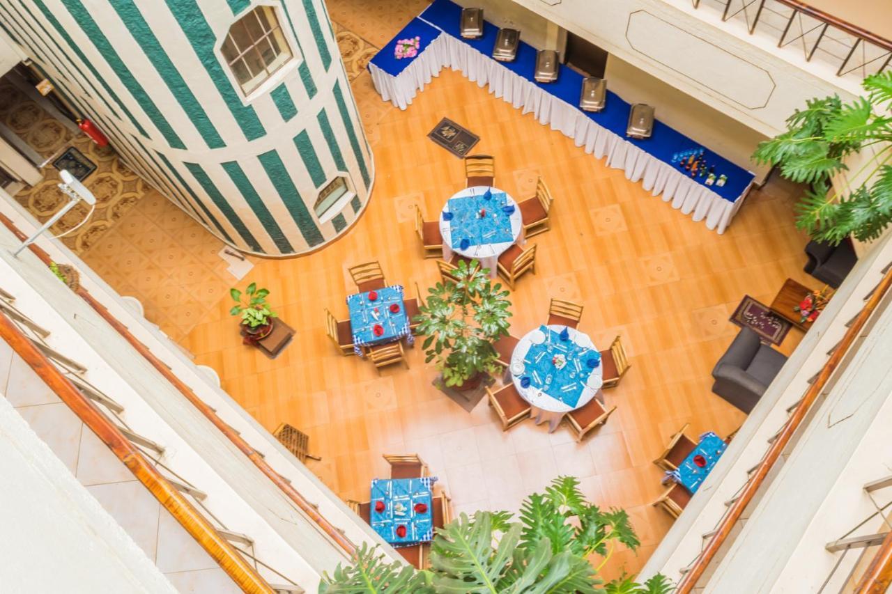 Chester Hotel Накуру Екстер'єр фото