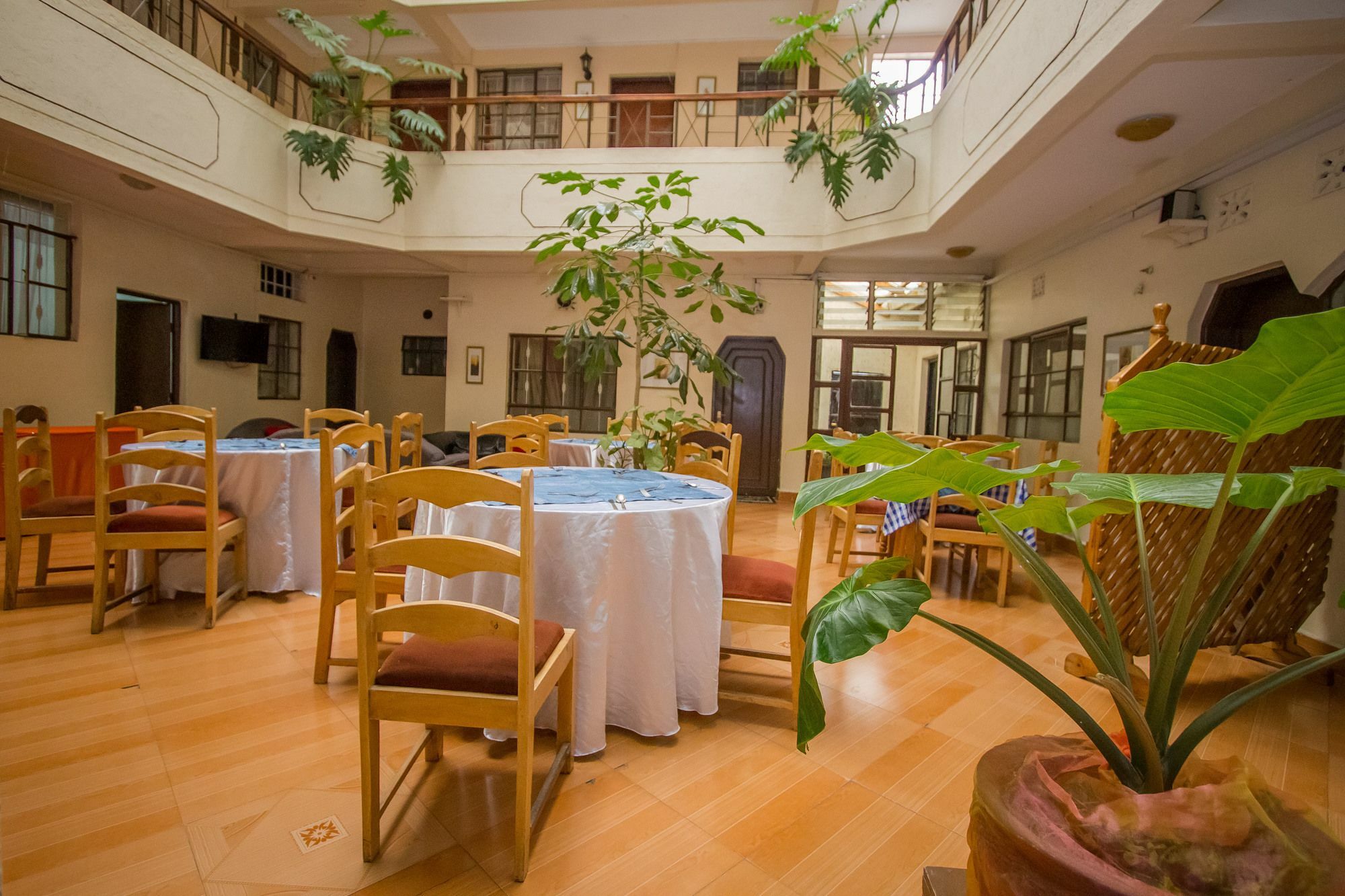 Chester Hotel Накуру Екстер'єр фото